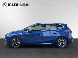 Blau Gebraucht 2023 BMW 218 Active Tourer M Sport Van / Kleinbus | 27.188 € (Guter Preis)