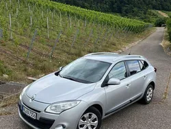 Silber Gebraucht 2011 Renault Mégane III Dynamique Limousine | 4.600 € (Fairer Preis)