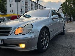 Silber Gebraucht 2003 Mercedes C200 Avantgarde Limousine | 3.800 € (Fairer Preis)