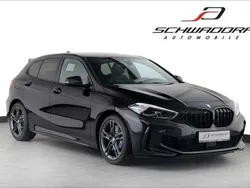 Schwarz Gebraucht 2022 BMW 135 Basis Kleinwagen | 45.397 € (Teuer)