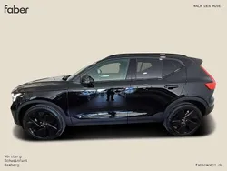 Onyx black Neu 2025 Volvo XC40 Plus SUV | 53.990 €