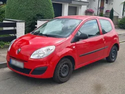 Rot Gebraucht 2009 Renault Twingo Kleinwagen | 1.750 € (Superpreis)