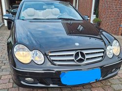 Schwarz Gebraucht 2007 Mercedes CLK320 Elegance Cabrio | 7.770 € (Fairer Preis)