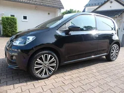 Schwarz Gebraucht 2021 VW up! Active Kleinwagen | 9.979 € (Fairer Preis)