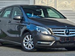 Braun Gebraucht 2012 Mercedes B180 Avantgarde Van / Kleinbus | 8.480 € (Guter Preis)