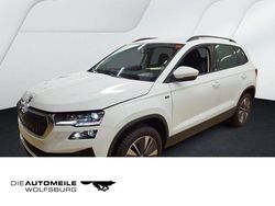 Moonweiss metallic Gebraucht 2025 Skoda Karoq Drive SUV | 36.850 € (Fairer Preis)