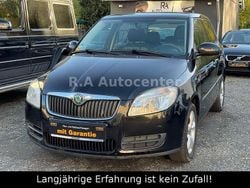 Schwarz Gebraucht 2010 Skoda Fabia Style Limousine | 2.700 € (Guter Preis)