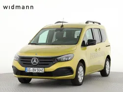 Limonitgelb metallic Gebraucht 2023 Mercedes EQT200 Advanced Plus Van / Kleinbus | 35.105 € (Teuer)