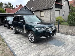 Grün Gebraucht 2013 Land Rover Range Rover Vogue SUV | 28.500 € (Teuer)