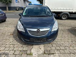 Blau Gebraucht 2013 Opel Meriva Innovation Van / Kleinbus | 5.990 € (Etwas zu teuer)