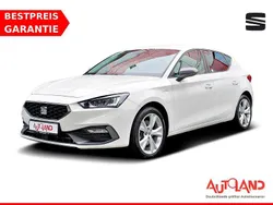 Weiß Gebraucht 2021 Seat Leon FR Limousine | 22.950 € (Fairer Preis)
