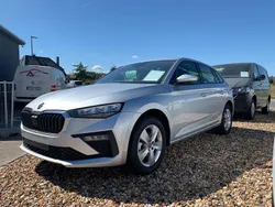 Silber Neu 2025 Skoda Scala Kleinwagen | 21.690 € (Guter Preis)