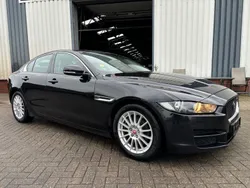 Schwarz Gebraucht 2018 Jaguar XE Pure Limousine | 9.400 € (Guter Preis)