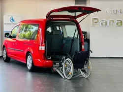 Rot Gebraucht 2009 VW Caddy Maxi Life Life Van / Kleinbus | 18.950 €