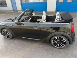 Schwarz Gebraucht 2022 Mini John Cooper Works Cabriolet Cabrio | 30.333 € (Guter Preis)
