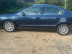 Blau Gebraucht 2007 VW Passat Limousine | 2.000 € (Guter Preis)