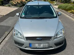 Silber Gebraucht 2007 Ford Focus Kombi | 1.650 € (Guter Preis)