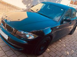 Schwarz Gebraucht 2009 BMW 116 Kleinwagen | 6.300 €