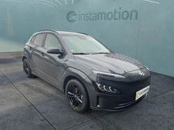 Schwarz Gebraucht 2022 Hyundai Kona Trend SUV | 21.600 € (Etwas zu teuer)