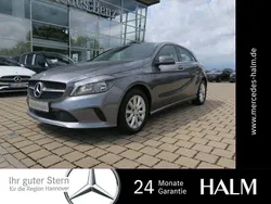 Grau Gebraucht 2016 Mercedes A180 Business Limousine | 19.950 € (Etwas zu teuer)