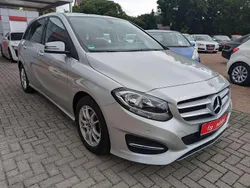 Polarsilber Gebraucht 2017 Mercedes B180 Van / Kleinbus | 12.990 € (Guter Preis)