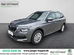 Grau met. Gebraucht 2023 Skoda Kamiq Ambition SUV | 19.900 € (Fairer Preis)