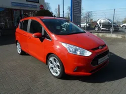 Rot Gebraucht 2015 Ford B-MAX Titanium Van / Kleinbus | 12.900 € (Etwas zu teuer)