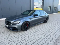 Grau Gebraucht 2017 Mercedes C63S AMG AMG Limousine | 51.999 € (Etwas zu teuer)