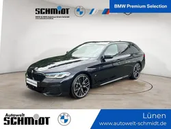 M carbonschwarz Gebraucht 2022 BMW 530 M Sport Kombi | 43.590 € (Teuer)