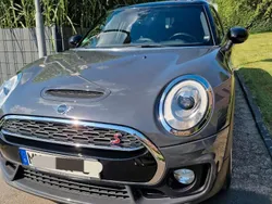 Grau Gebraucht 2018 Mini Clubman Kombi | 18.300 €