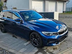 Blau Gebraucht 2019 BMW 330 Sport Line Kombi | 28.500 € (Etwas zu teuer)