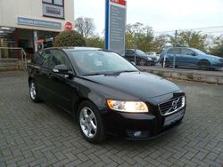 Schwarz Gebraucht 2011 Volvo V50 Business Edition Kombi | 9.980 € (Etwas zu teuer)