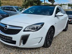 Weiß Gebraucht 2013 Opel Insignia OPC Limousine | 13.800 € (Teuer)