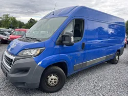 Blau Gebraucht 2015 Peugeot Boxer Comfort Van | 5.660 €