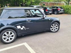 Schwarz Gebraucht 2005 Mini ONE Kleinwagen | 3.200 € (Fairer Preis)