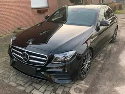 Schwarz Gebraucht 2017 Mercedes E350 AMG Limousine | 26.500 € (Teuer)