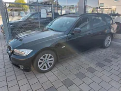 Schwarz Gebraucht 2012 BMW 318 Kombi | 6.900 € (Guter Preis)