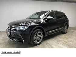 Deep black perleffekt Gebraucht 2024 VW Tiguan Allspace R-line SUV | 45.950 € (Etwas zu teuer)