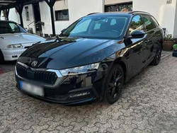 Schwarz Gebraucht 2022 Skoda Octavia Kombi | 25.500 € (Fairer Preis)