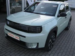 Grün Neu 2025 Fiat Panda Icon Kleinwagen | 21.880 € (Guter Preis)