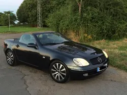 Grau Gebraucht 1997 Mercedes SLK200 Cabrio | 7.000 € (Etwas zu teuer)