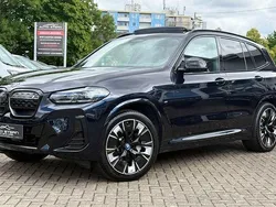 Schwarz Gebraucht 2022 BMW iX3 Impressive SUV | 41.950 € (Fairer Preis)
