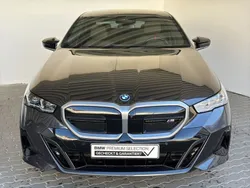 Grau Gebraucht 2023 BMW i5 Performance Limousine | 69.980 € (Superpreis)