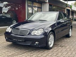Blau Gebraucht 2006 Mercedes C220 Limousine | 4.950 € (Fairer Preis)