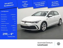 Schwarz / pure white (metallic) Gebraucht 2024 VW Golf VIII GTI Limousine | 29.980 € (Guter Preis)