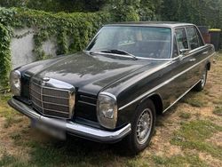 Grün Gebraucht 1970 Mercedes W115 Limousine | 6.800 €