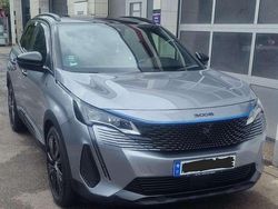 Grau Gebraucht 2021 Peugeot 3008 GT SUV | 30.800 € (Teuer)