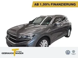 Grau Gebraucht 2024 VW Touareg R-line SUV | 59.870 € (Superpreis)