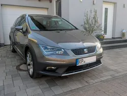 Grau Gebraucht 2014 Seat Leon X-Perience Kombi | 12.499 € (Fairer Preis)