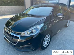Schwarz Gebraucht 2018 Peugeot 208 Active Kleinwagen | 9.945 € (Etwas zu teuer)